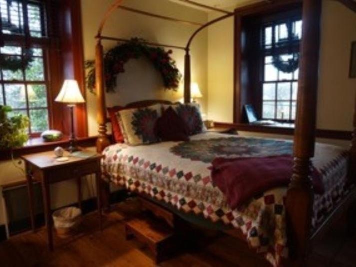 Brownstone Colonial Inn 레인홀즈 객실 사진